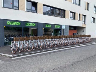 Photo Rental Station